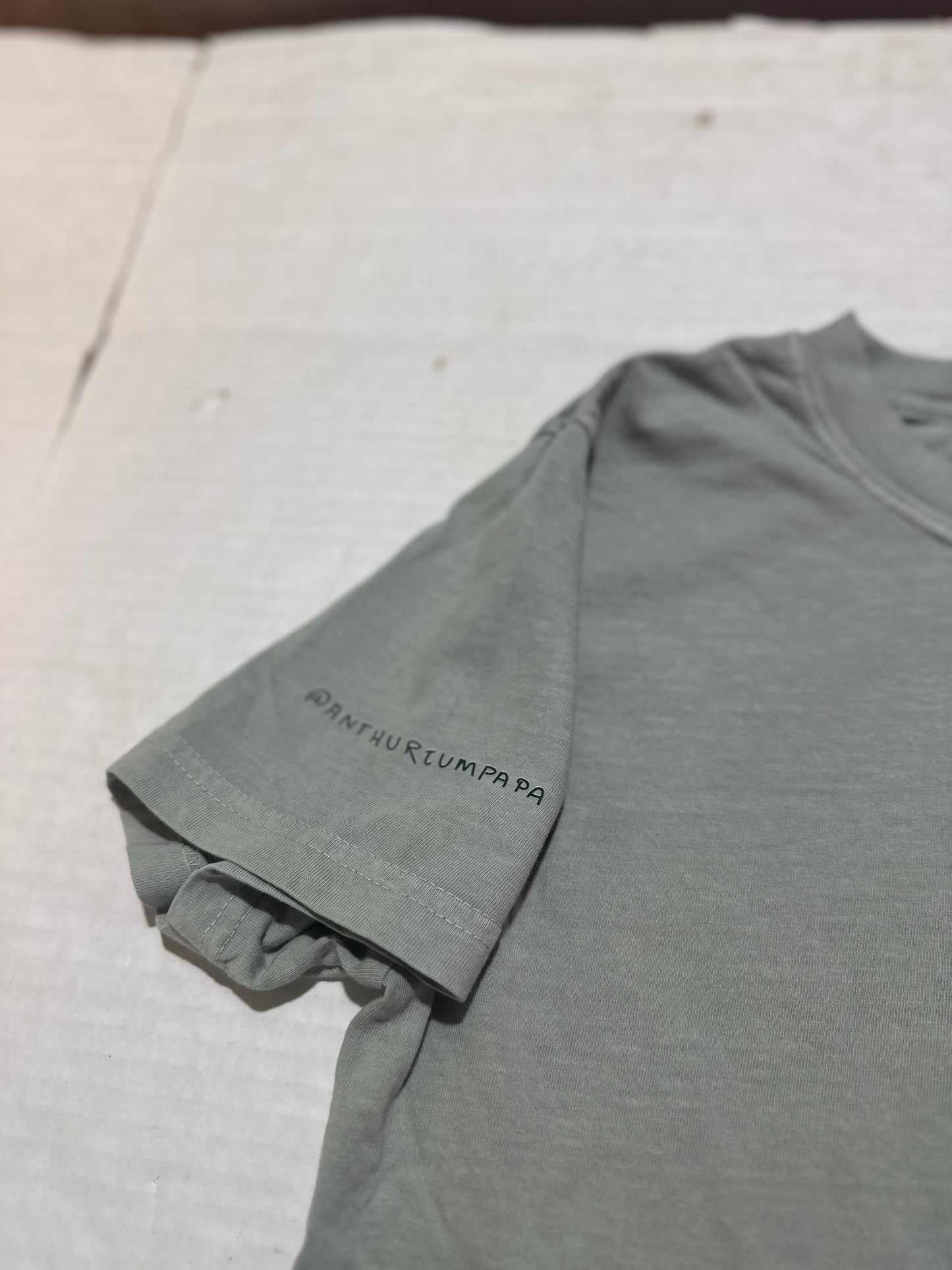 Papa Side Hug Tee